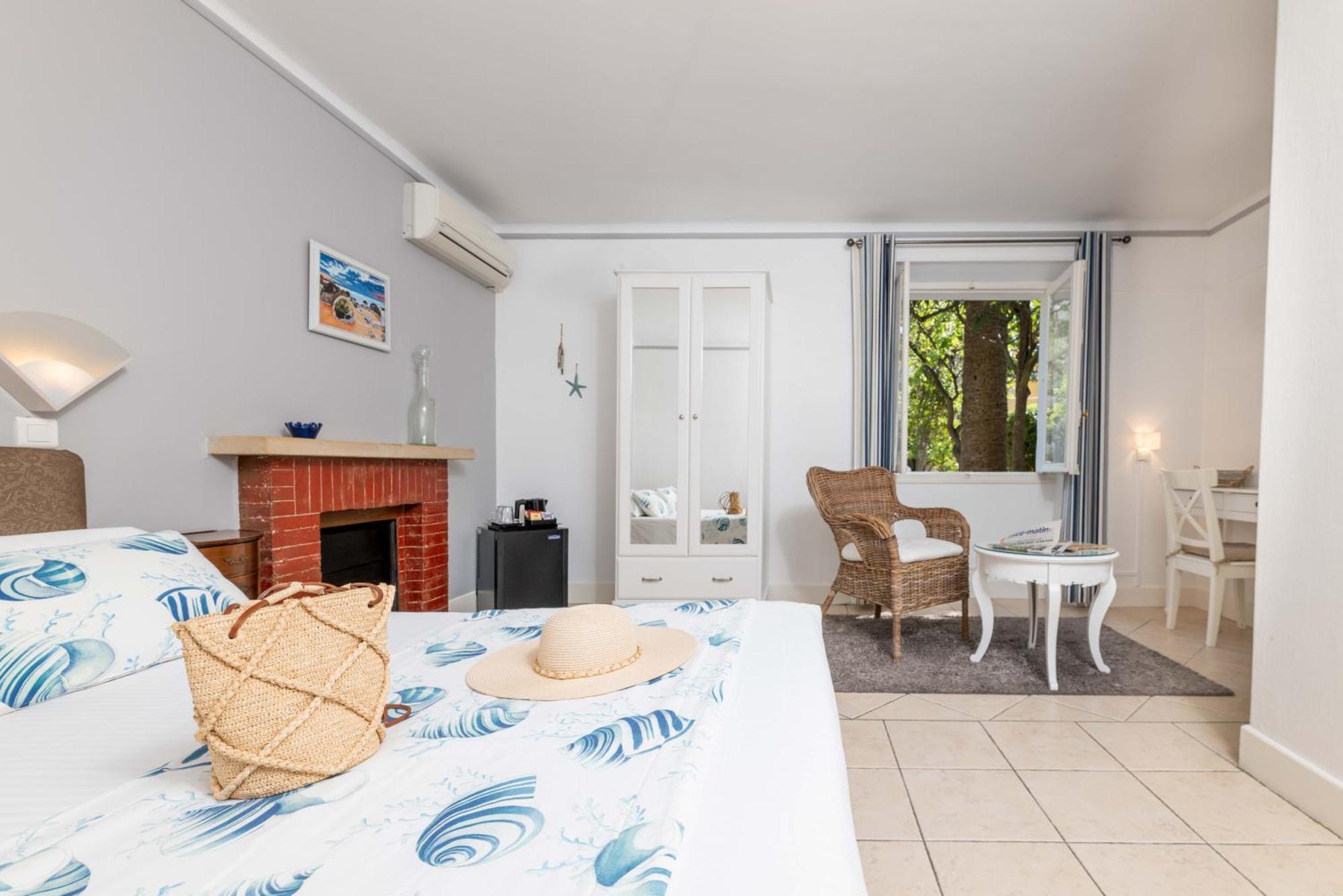 Mas Djoliba Hotel Antibes Exterior foto